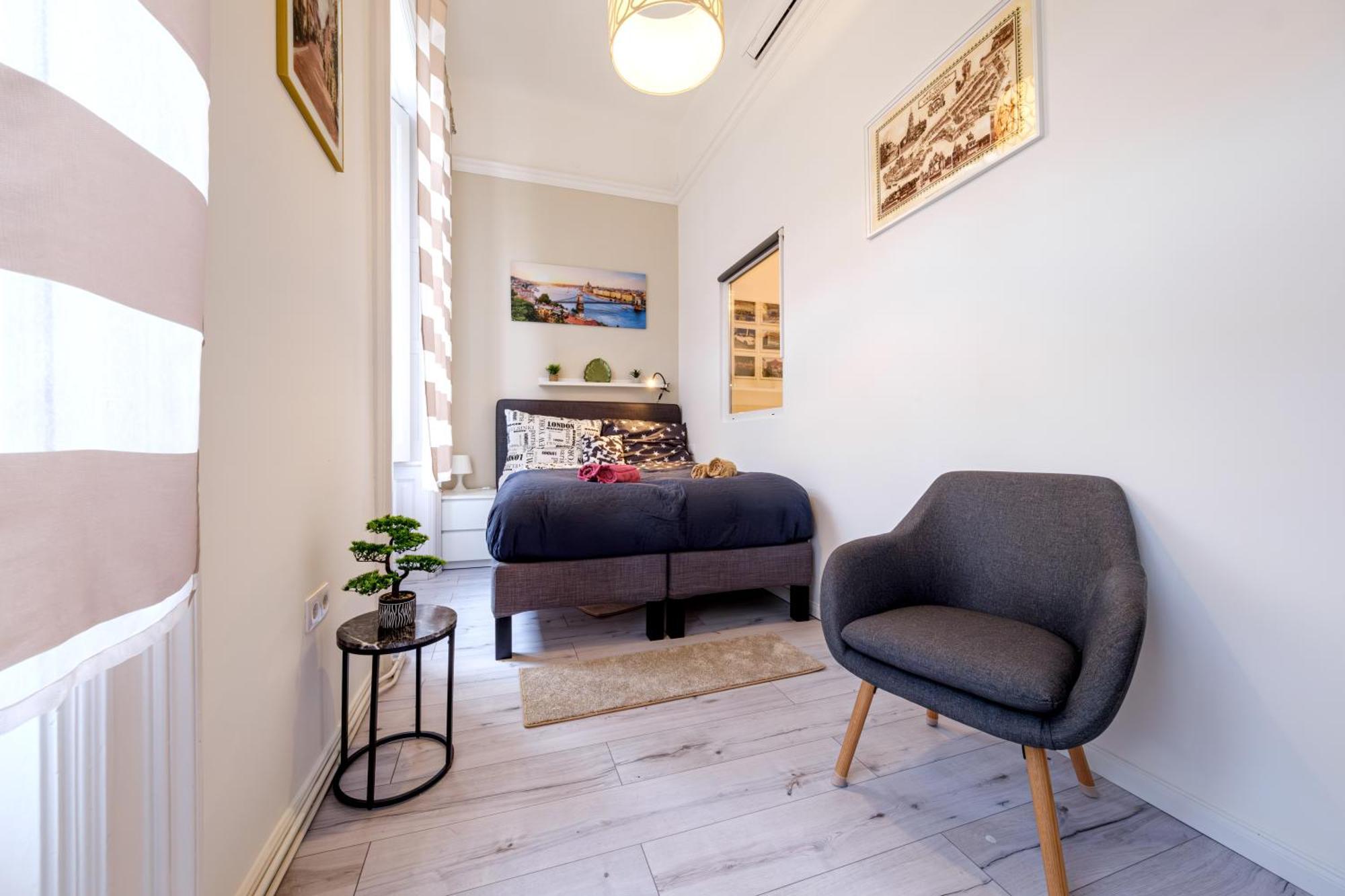 Soho Downtown Apartment Budapest Exteriör bild